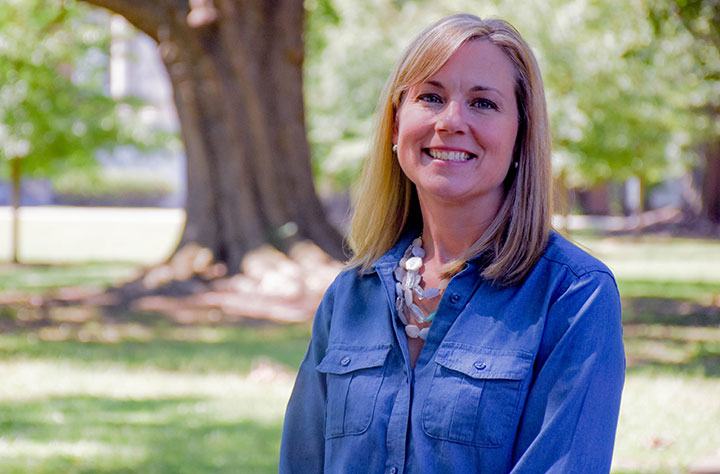 Faculty member Deonna Tanner smiles for the camera.