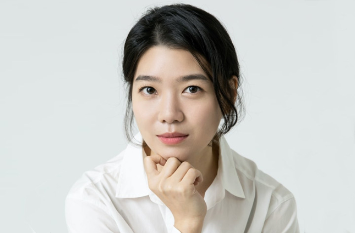 Faculty member Mia HyeYeon Kim