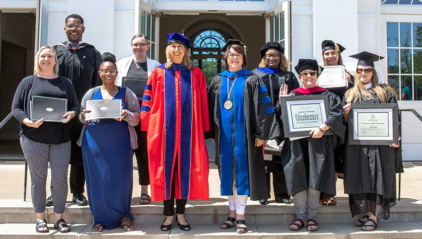 Staff and Faculty 2022 award winners